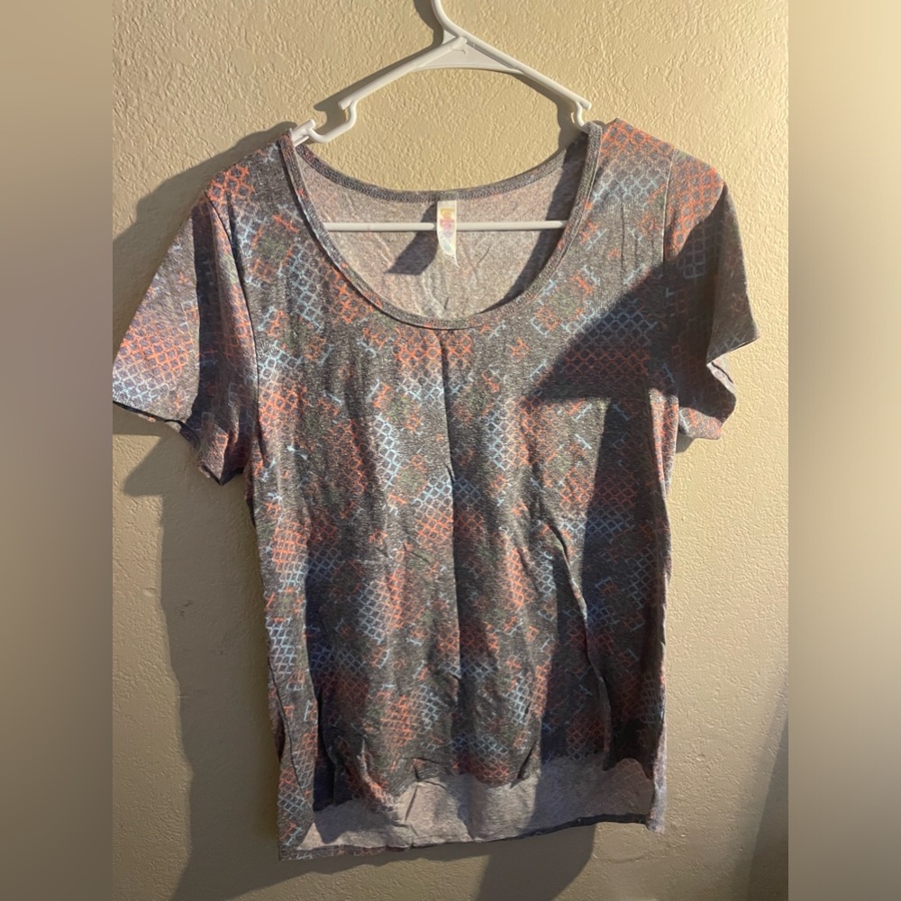 LulaRoe Women’s Large Short Sleeve T-shirt Top
